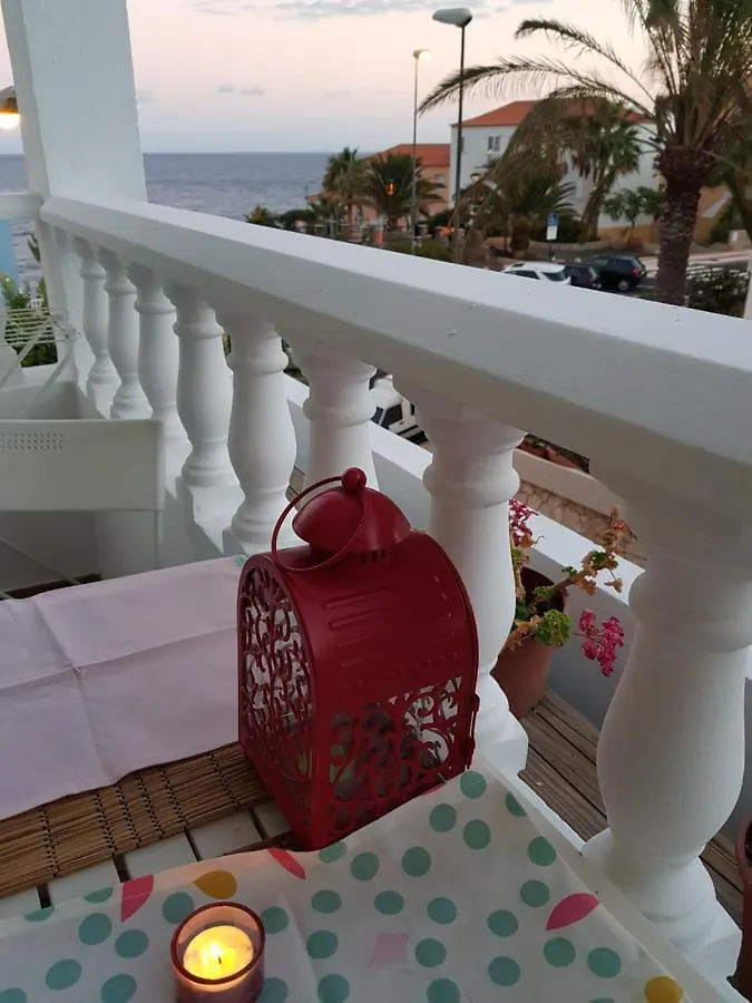 La Calma Guest House - Sea View - Private Spaces 100M Beach 0*, Candelaria Spain